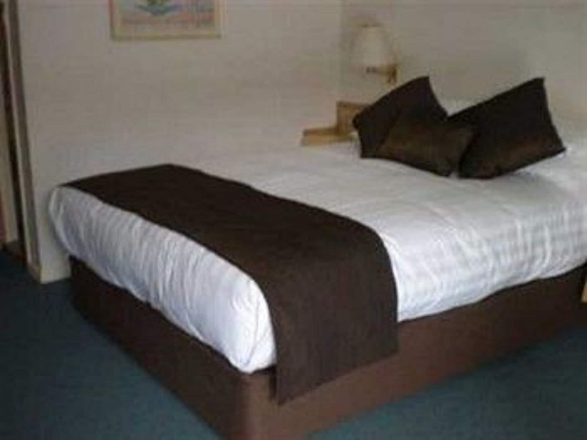 Hospitality Esperance Surestay Collection By Best Western (Adults Only) Экстерьер фото